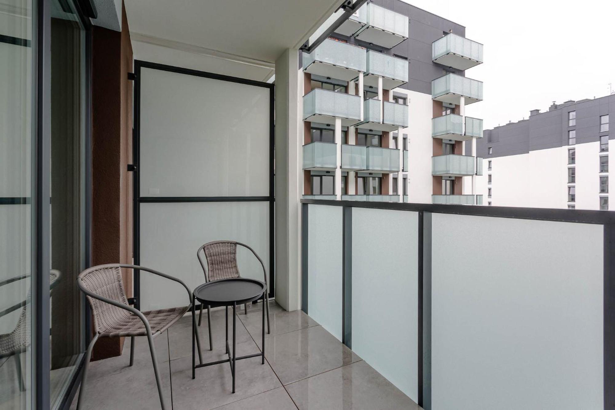Enjoy! Ursus Apartment Warsaw Luaran gambar